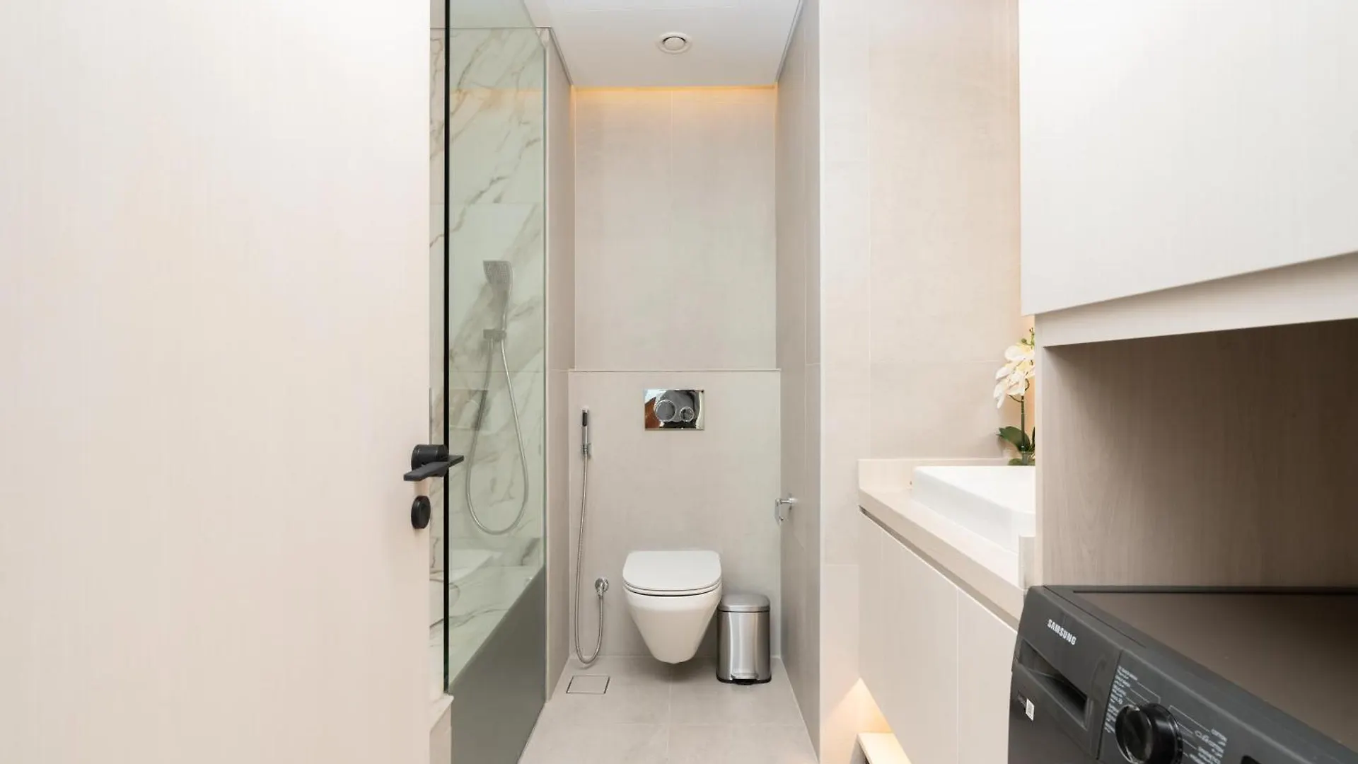 Condor Marina Star - Brilliant One Bedroom Apartment In Dubai Marina